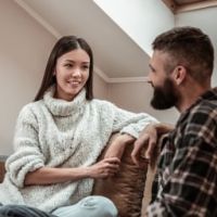 مهارت گفتگو با همسر؛ راهکاری طلایی برای داشتن رابطه‌ای سالم و پایدار